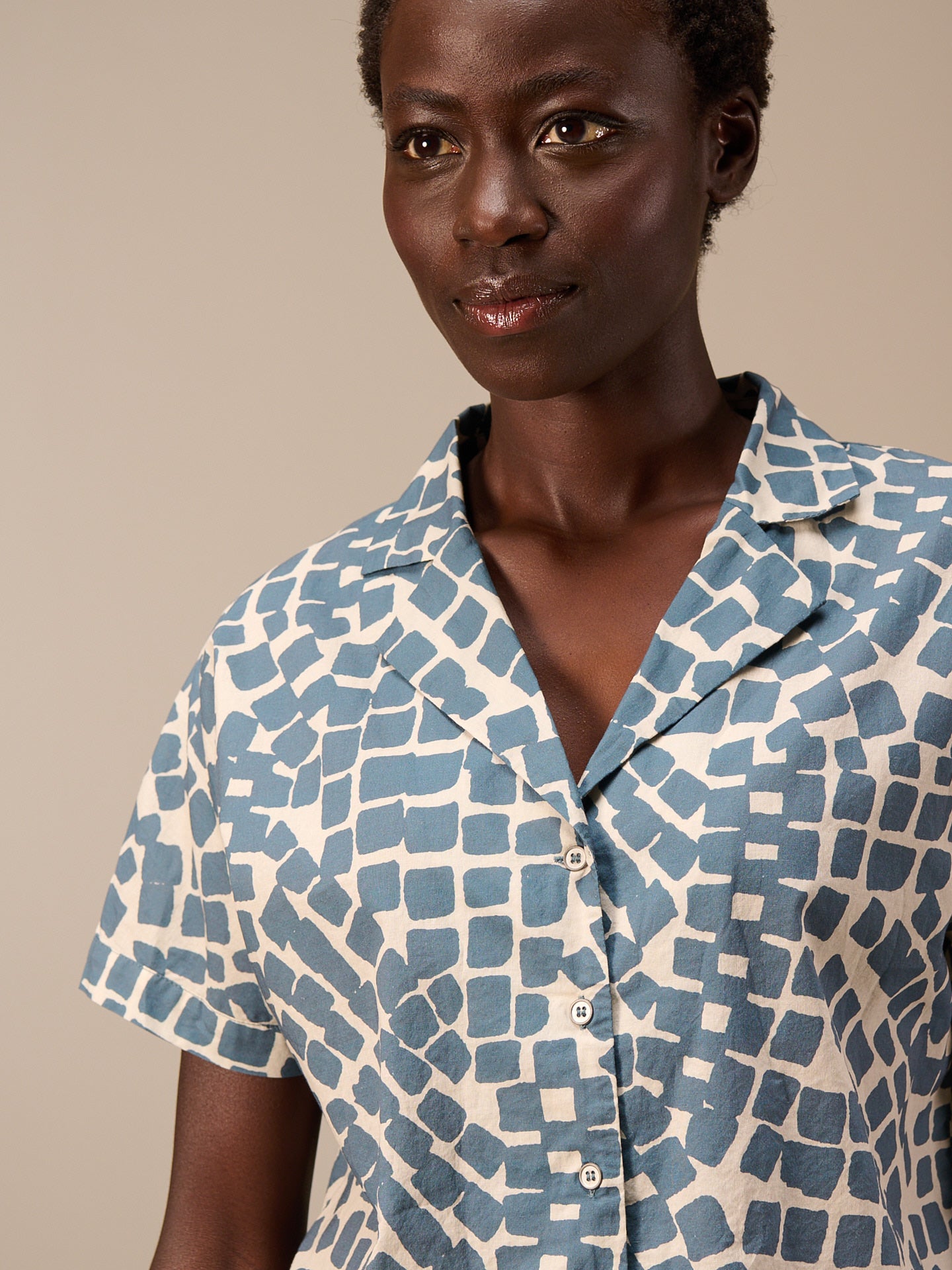 chemise à manches courtes