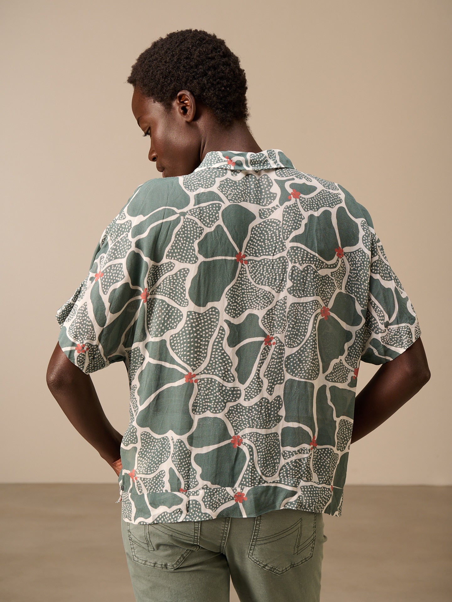 chemise à manches courtes