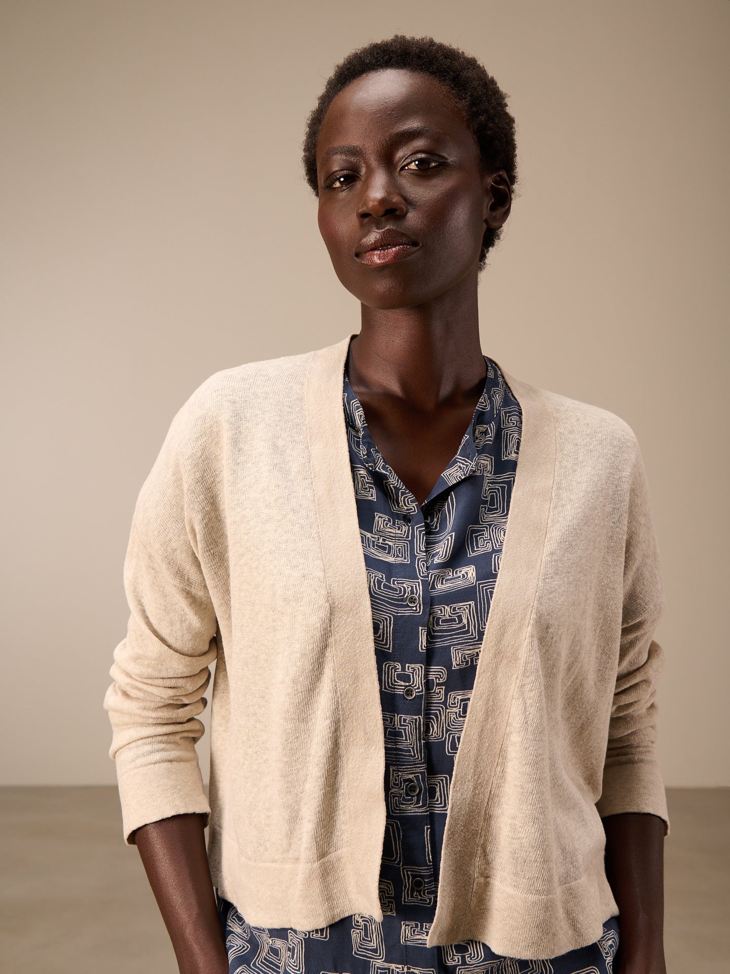 Strickjacke mit Leinen