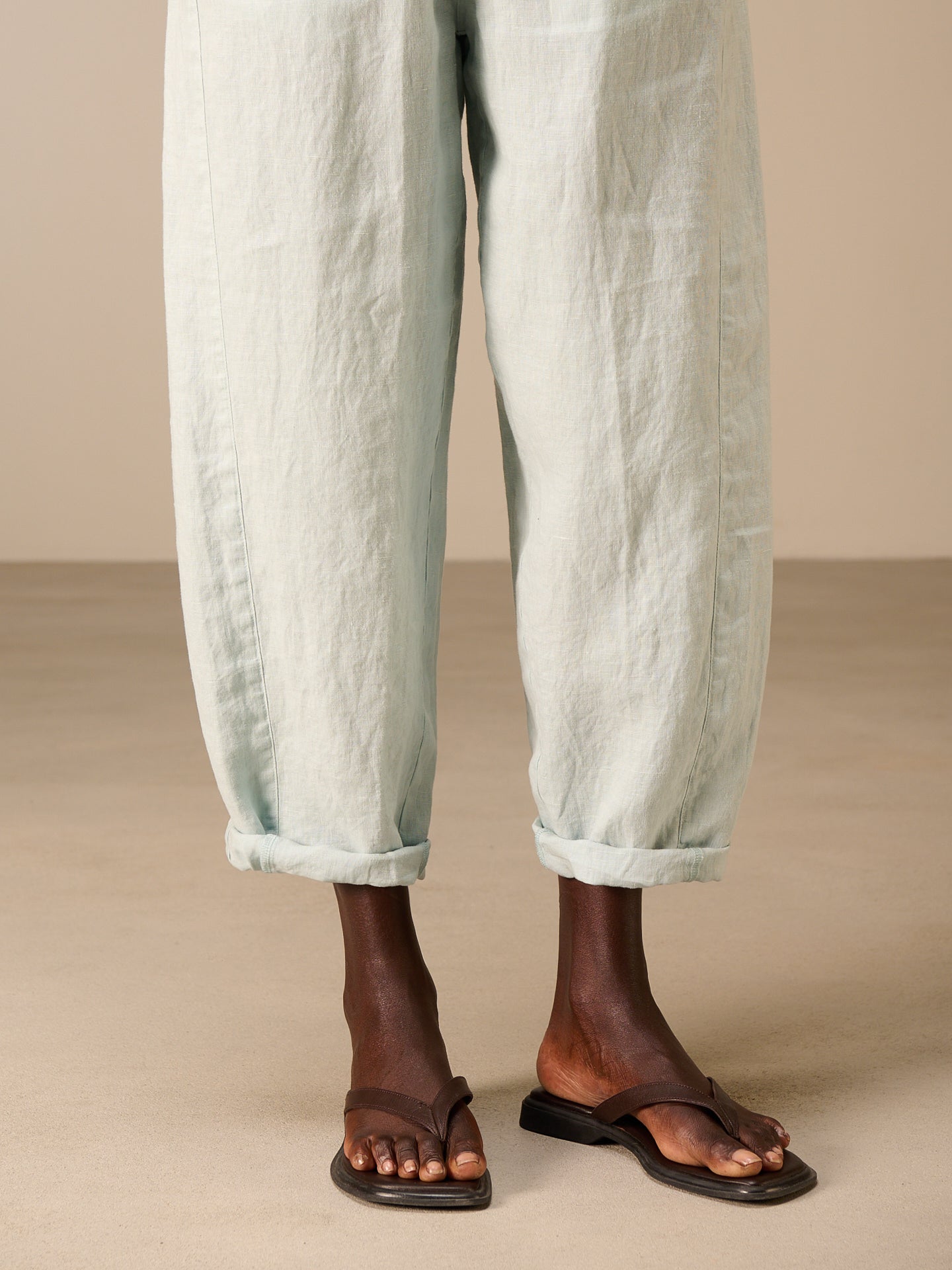 Pants with belt
