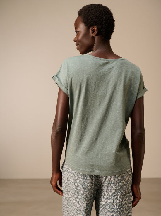 Round-neck shirt