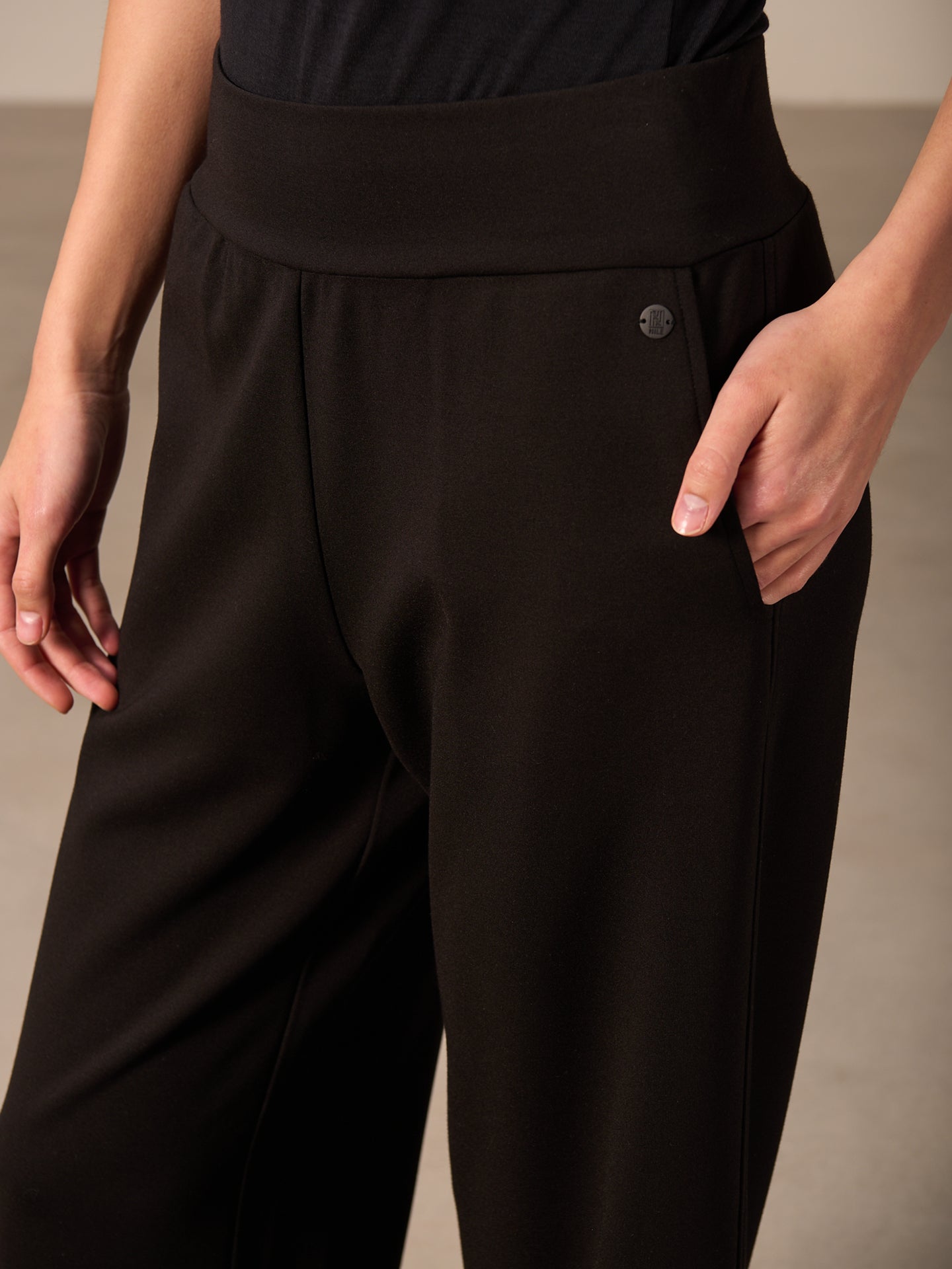 Pantaloni wide leg