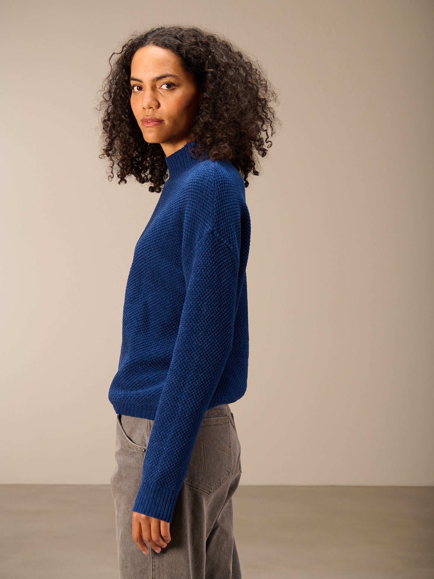 Maglione con collo alto