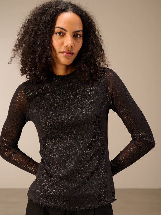 Shirt with stand-up collar