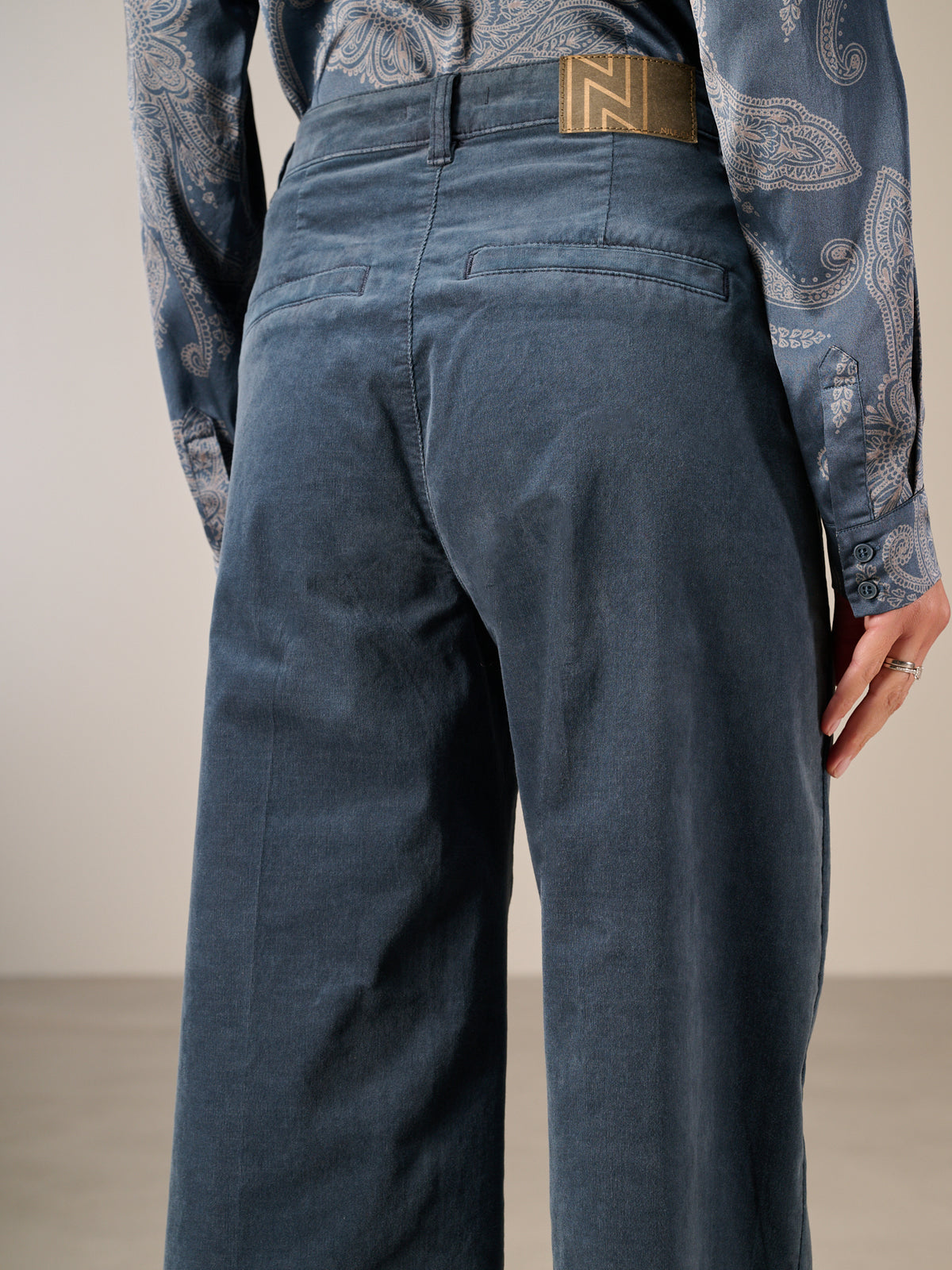 Hose Wide