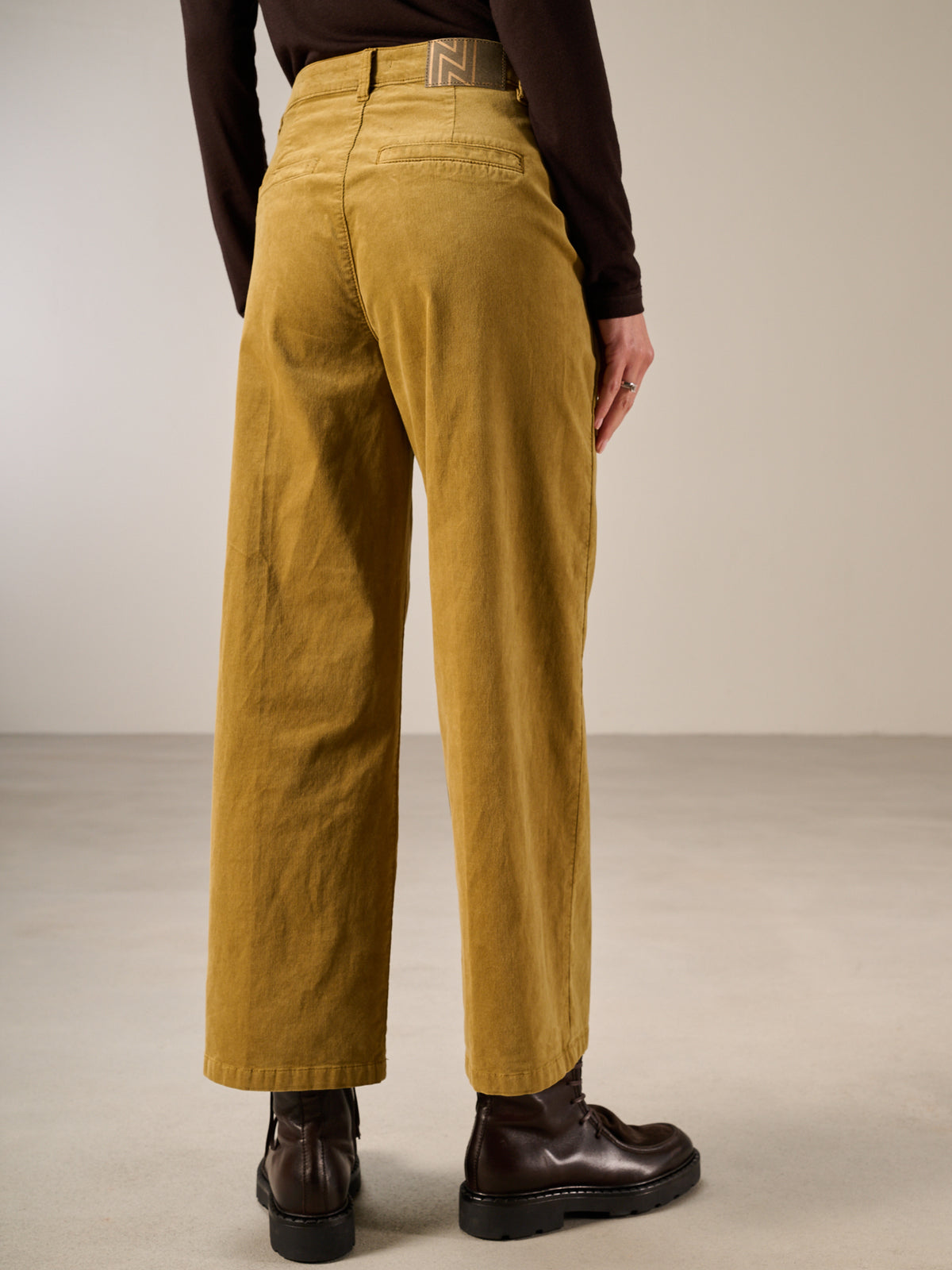 Hose Wide